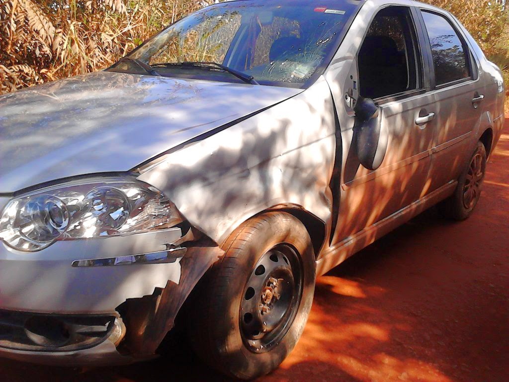 Colisão entre carro