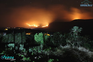 Ibicoara: Brigadistas combatem focos de incêndio 2 Ibicoara2BBrigadistas2Bcombatem2Bfocos2Bde2Binc25C325AAndio2B252822529