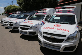 entregou ambulâncias em Calculé, Bom Jesus da Serra, Anagé, Botuporã e Ibiassucê