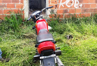 Polícia recupera motocicleta