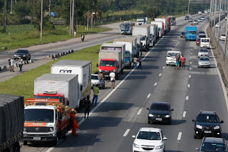 Greve dos caminhoneiros custará 15 bilhões