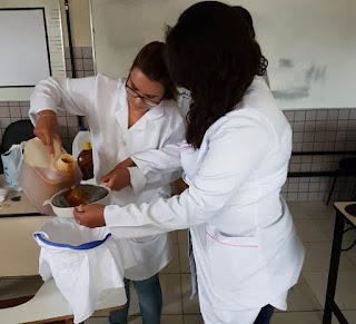 Sabão com óleo de cozinha