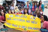 Escolinha Colibri realiza desfile