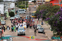 Escolinha Colibri realiza desfile