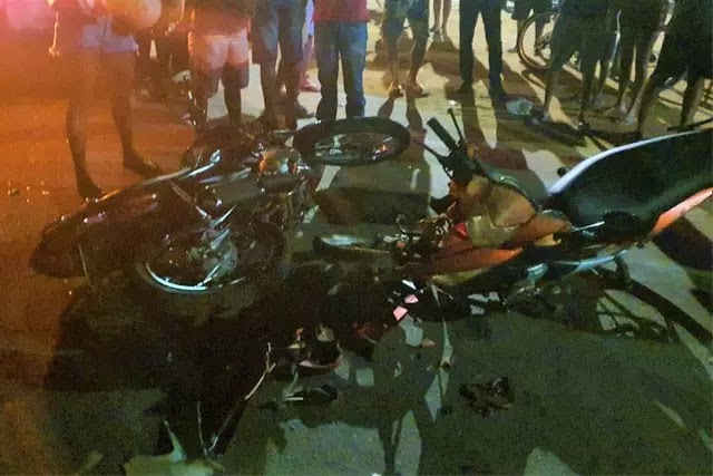 Acidente entre duas motos deixa três pessoas feridas em Livramento