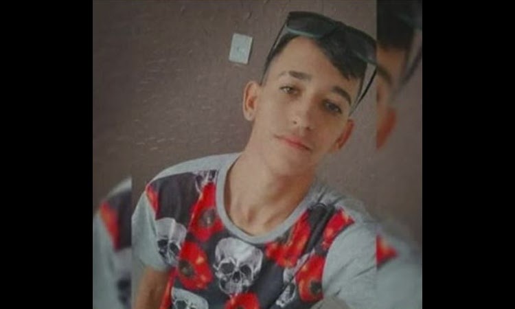 Jovem morre após colidir moto contra animal no Sudoeste da Bahia