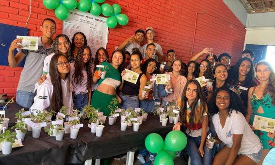 Estudantes da rede estadual de Jequié e Irecê apresentam projetos em feiras científicas escolares