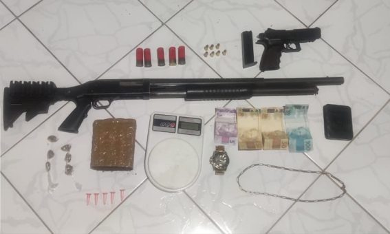 Armas e drogas são apreendidas e homem é morto após confronto com a PM na Chapada Diamantina