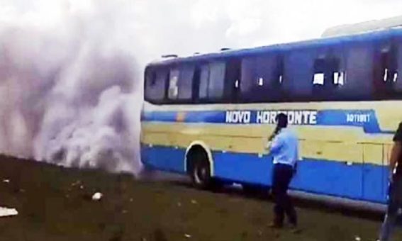 Ônibus da Novo Horizonte registra princípio de incêndio em Barra do Choça