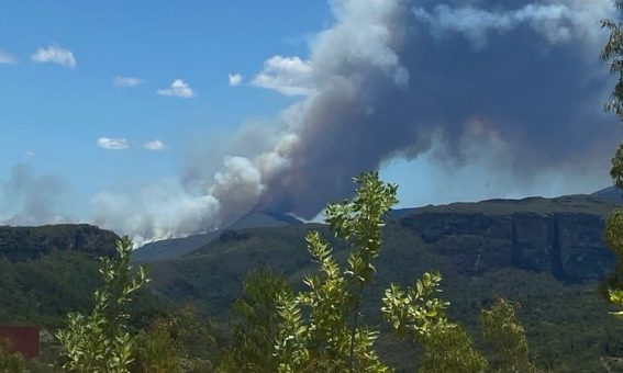 Emergência em Barra da Estiva: Comunidade Quilombo do Ginete luta contra devastador incêndio