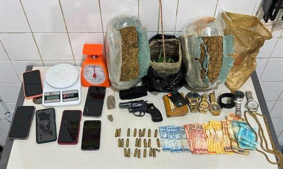 Traficante corre, mas acaba preso com 5 kg de maconha pela Rondesp Chapada