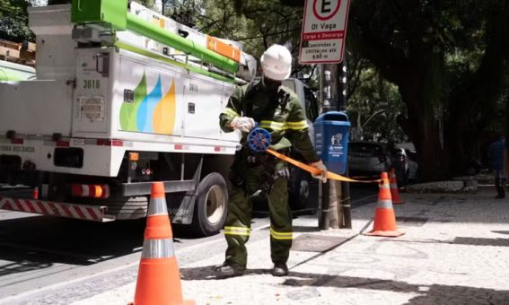 Coelba removeu mais de 110 mil 'gatos' na Bahia em 2023