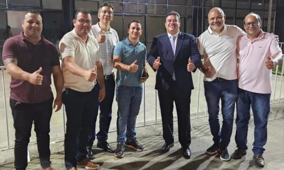 Deputado Marquinho Viana recebe lideranças políticas para discutir demandas municipais em Salvador