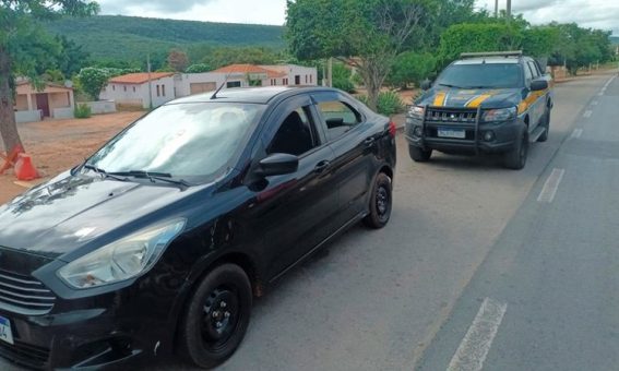 PRF apreende veículo clonado na região da Chapada Diamantina