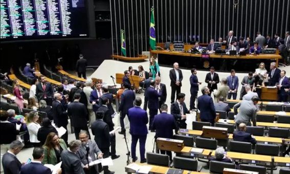 Câmara dos Deputados aprova novas regras para o seguro obrigatório de veículos