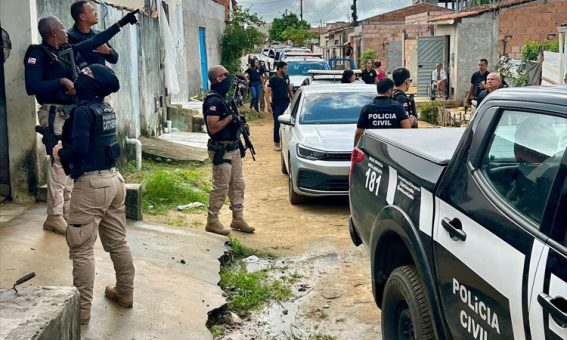 Operação da Polícia Civil prende 497 criminosos em toda a Bahia