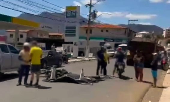 Motociclista morre atropelado por caçamba em Livramento de Nossa Senhora