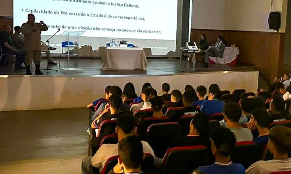 Palestra em Ituaçu destaca importância das eleições e participação cidadã