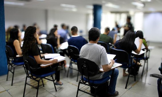 Policiais são treinados para utilização de sistema que permite gravação de depoimentos em delegacias