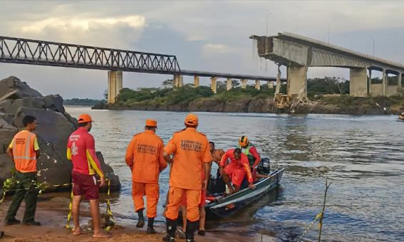 Desabamento de ponte entre Tocantins e Maranhão deixa 14 desaparecidos