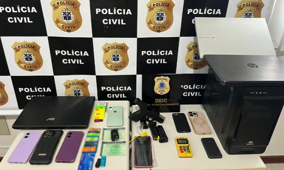 Polícia Civil desarticula quadrilha que aplicava golpes com cartões clonados