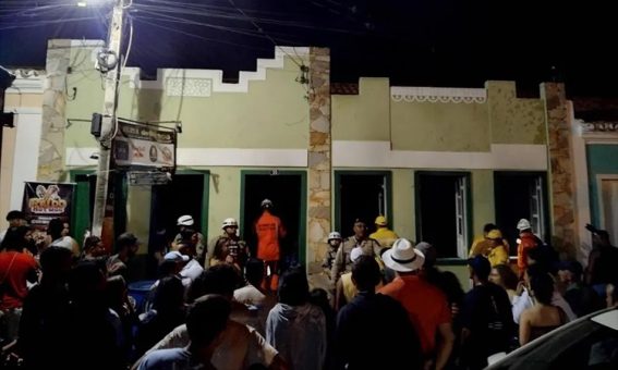 Incêndio atinge residência durante o carnaval de Rio de Contas