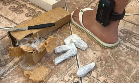 Tornozeleira eletrônica