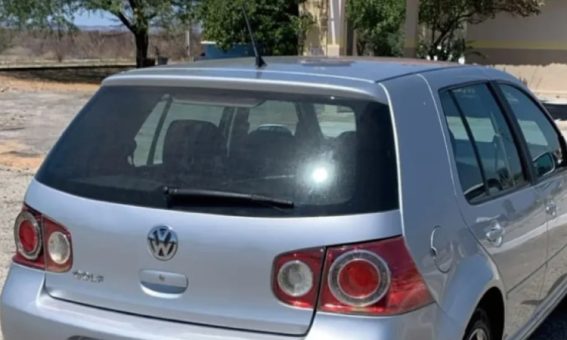 Veículo com restrição