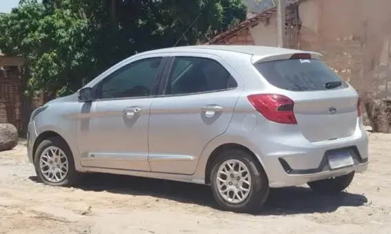 Veículo com restrição