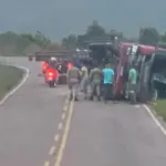 Acidente na BA-142 deixa mulher presa às ferragens em Barra da Estiva