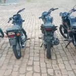 Motos