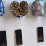 Dois homens são presos por tráfico de drogas após retirada de encomenda nos Correios em Guanambi